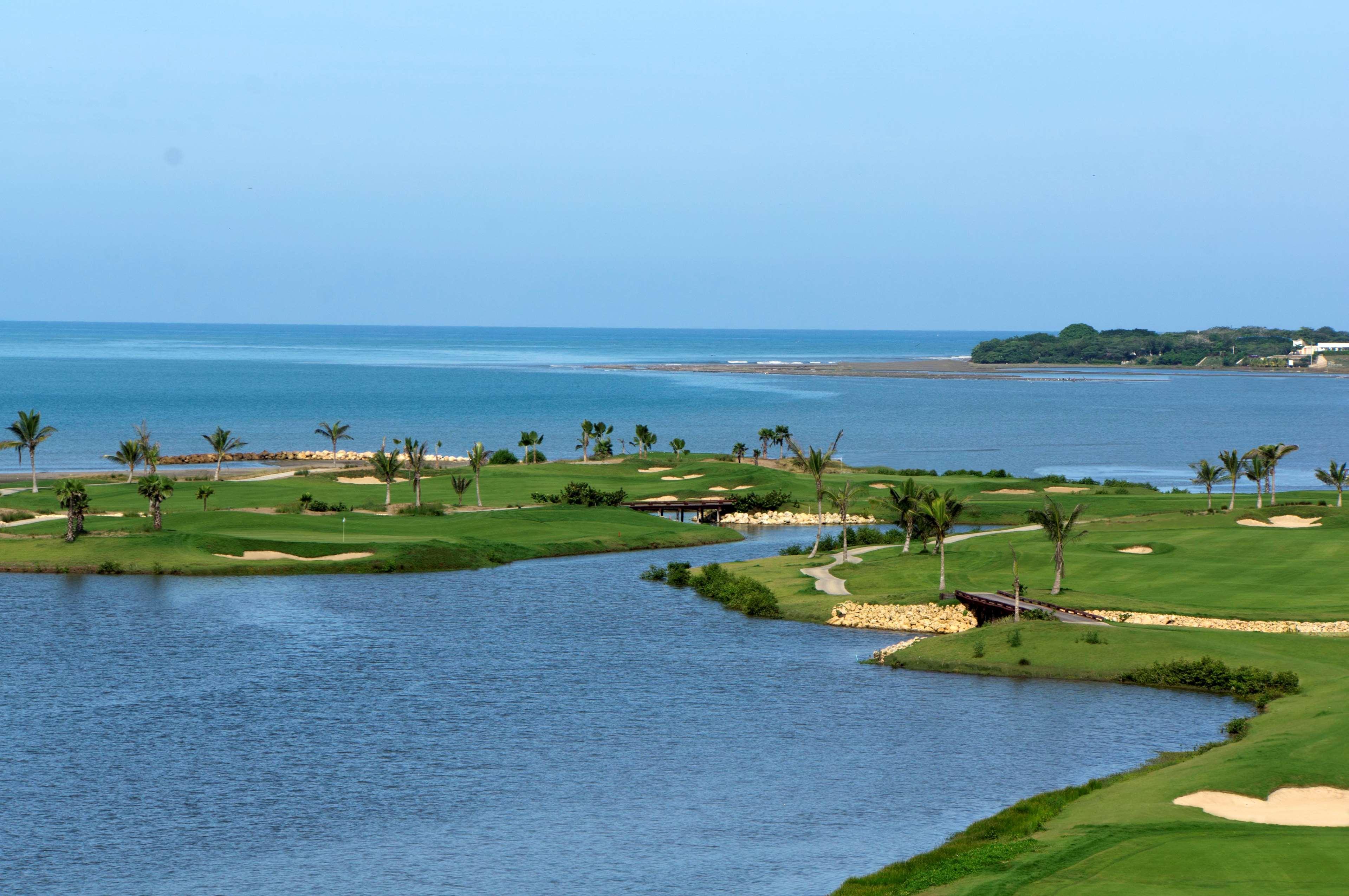 Dreams Karibana Cartagena Golf & Spa Resort Exterior photo